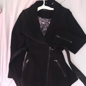 Women’s black, wool, Guess Coat. Size Small.